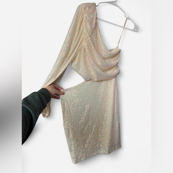 Sage + Page Starry Nights Mini Dress XL NWT Sequin One Shoulder White - Picture 3 of 7